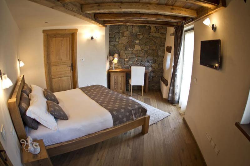 Le Petit Relais Otel Valpelline Oda fotoğraf