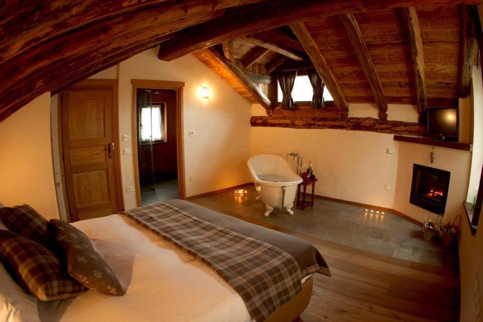 Le Petit Relais Otel Valpelline Oda fotoğraf