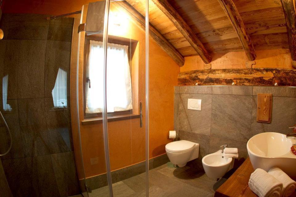 Le Petit Relais Otel Valpelline Oda fotoğraf