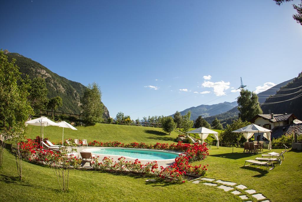 Le Petit Relais Otel Valpelline Dış mekan fotoğraf